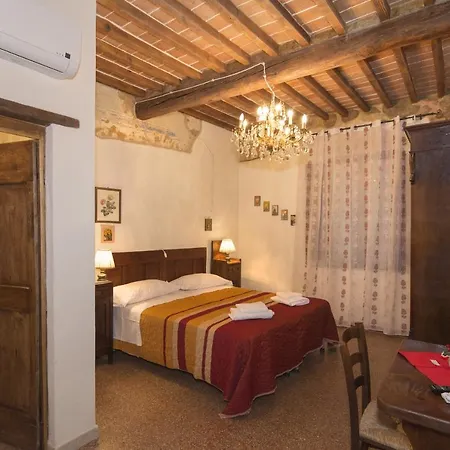 Nocleg ze śniadaniem Due Borghi 3*