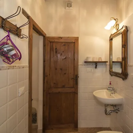 Nocleg ze śniadaniem Due Borghi 3*