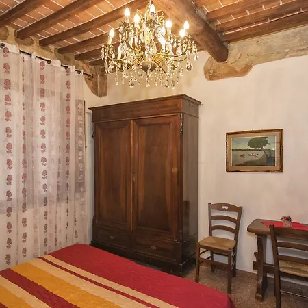 Nocleg ze śniadaniem Due Borghi 3*