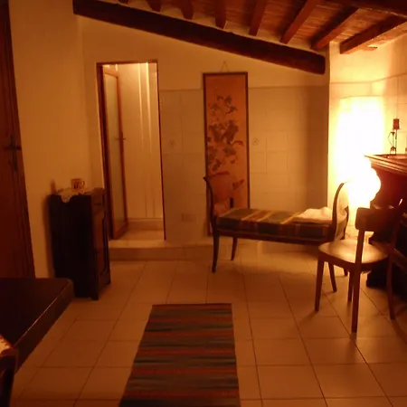 Nocleg ze śniadaniem Due Borghi 3*