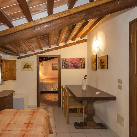 Due Borghi Nocleg ze śniadaniem 3*